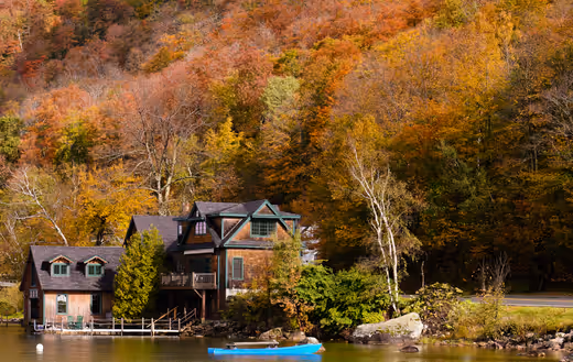 Lakeside Retreat